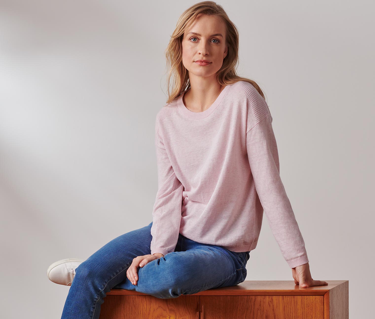 Feinstrickpullover mit Rippdetail, rosa