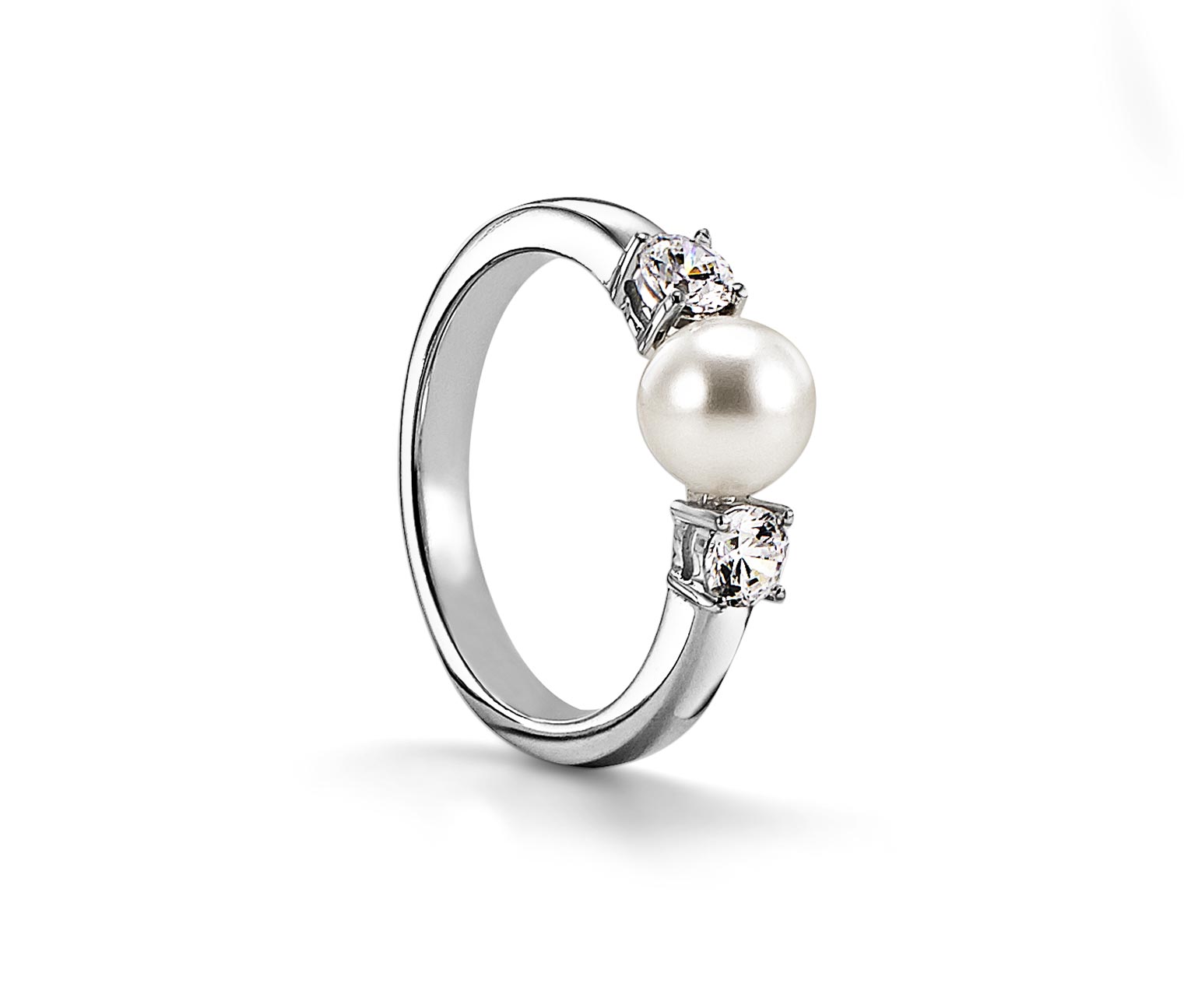 Silber-Ring, verziert mit Swarovski® Zirkonia*