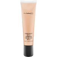 Mac Cosmetics - Studio Sculpt SPF 15 Foundation - NC35