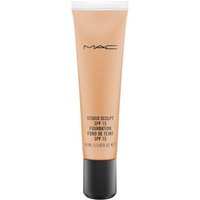 Mac Cosmetics - Studio Sculpt SPF 15 Foundation - NC44